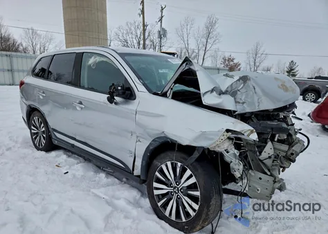 2019 Mitsubishi Outlander Se z USA, uszkodzony, nr VIN JA4AD3A37KZ044850